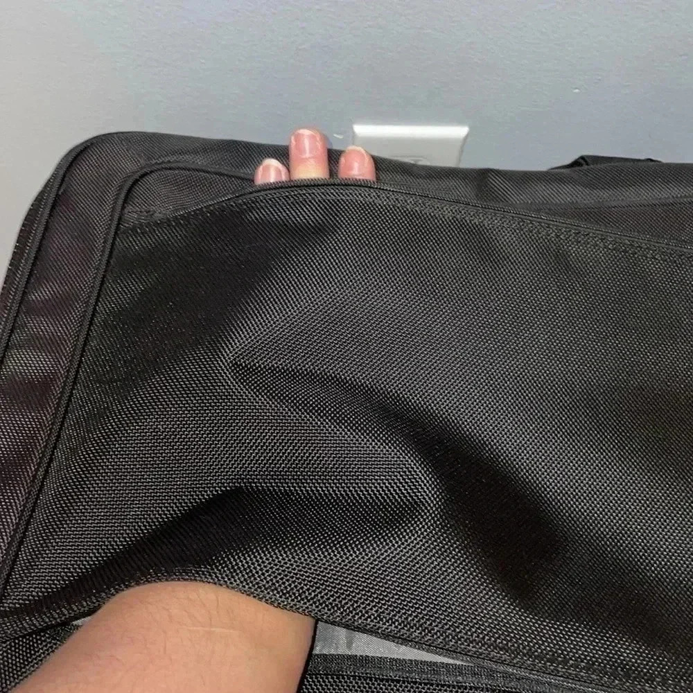 Dell Lap Top Case-Black - Picture 7 of 9
